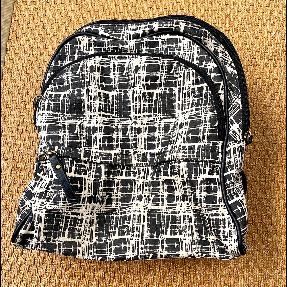 Black and White Madden Girl Cloth Backpack Purse